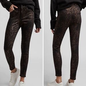 Express Black and Gold Metallic Snakeskin Pants 4R NWT